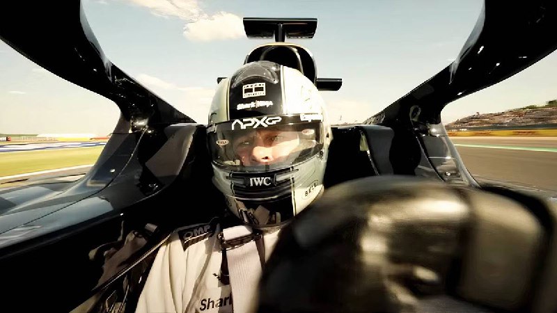 《F1》之后，赛车电影的门槛被永久提高了