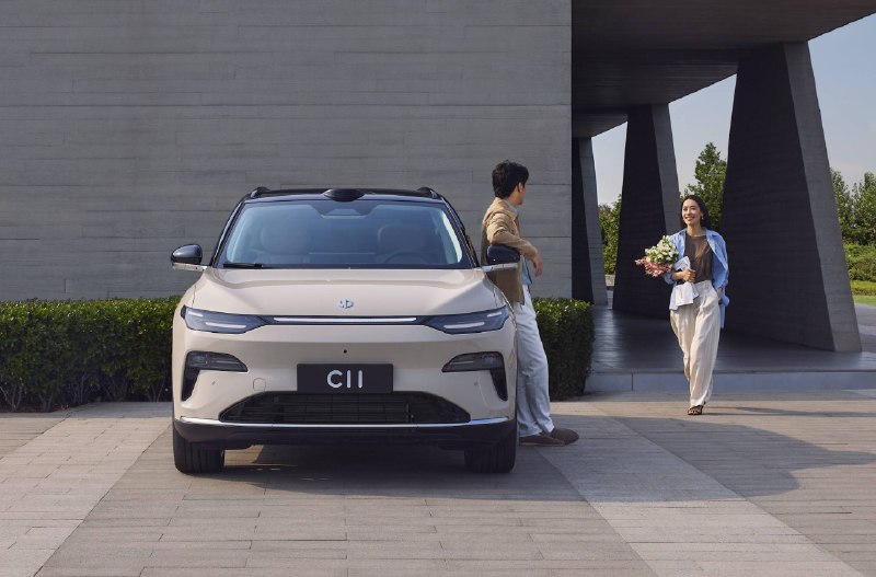 14.98 万起的零跑 C11，重新定义「半价理想」
