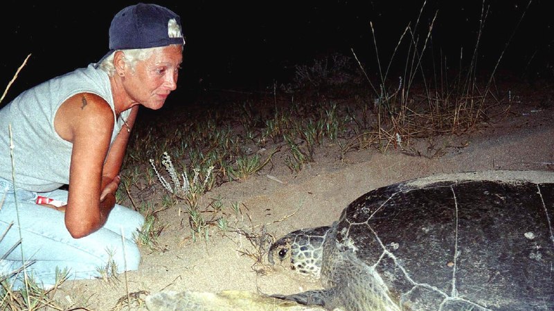 Mona Khalil defied danger to protect her “family”