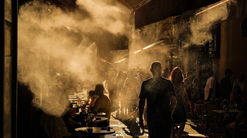 An Inconvenient Moment for an Extreme Global Heat Wave
