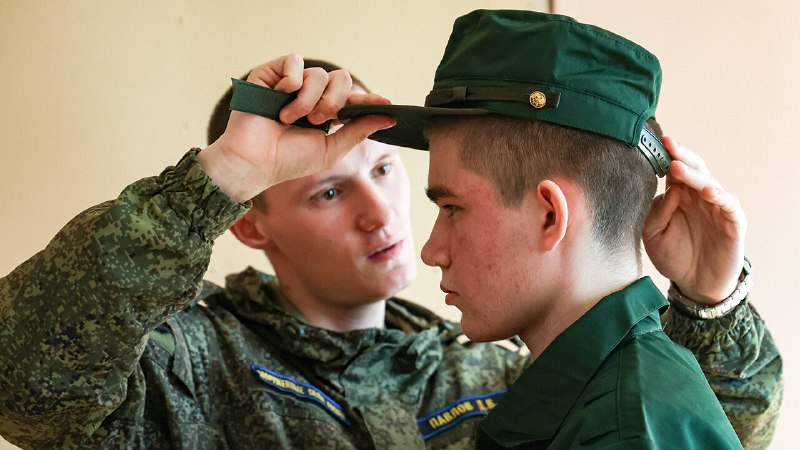 Russian men are again fleeing before the army can grab them