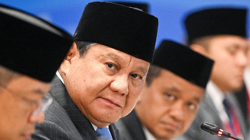 Indonesia’s populist president is losing his charm