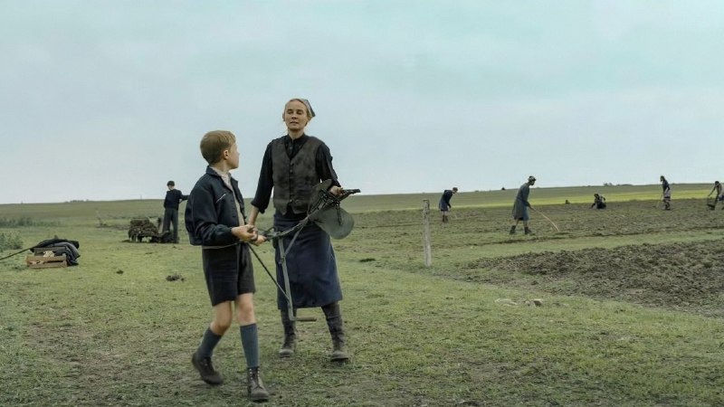 “Amrum” Offers a Child’s-Eye View of Fascism in Retreat