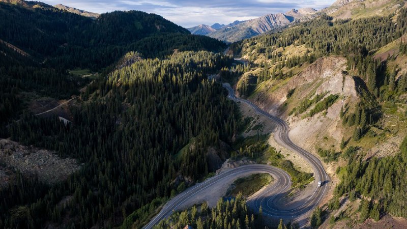Why Doesn’t Anyone Want to Fix One of America’s Scariest Roads?