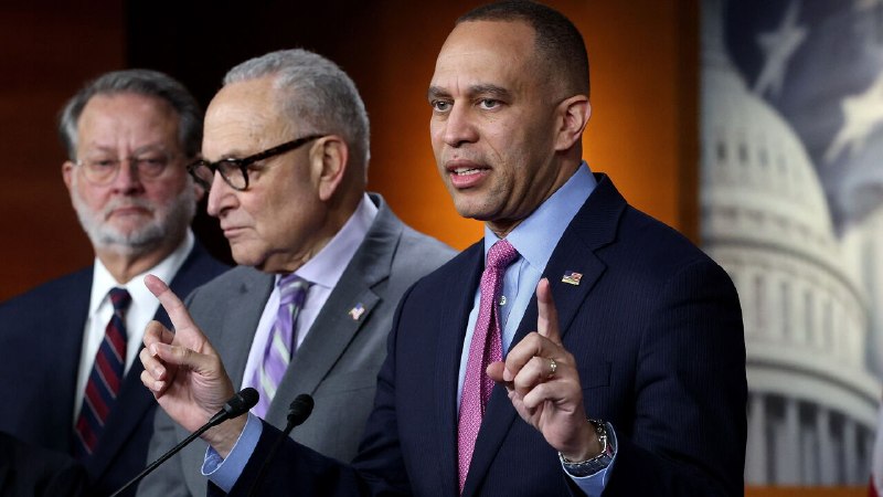 A muddled war and rising prices are boosting Democrats’ midterm hopes