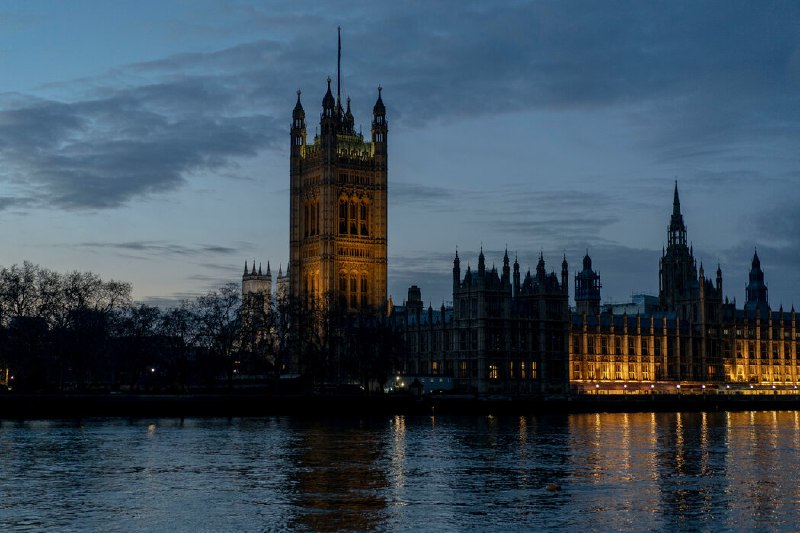 英国称中国利用领英试图招募并策反英国议员