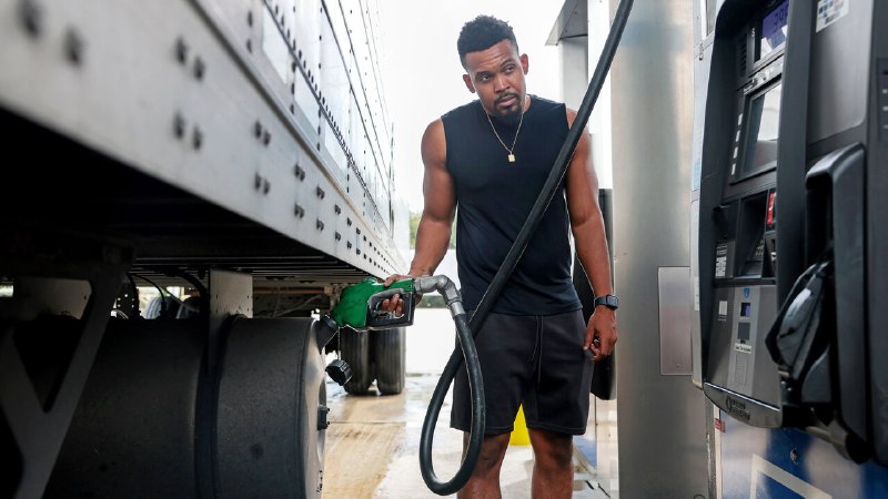 The White House may soon announce a nonsensical diesel-export ban