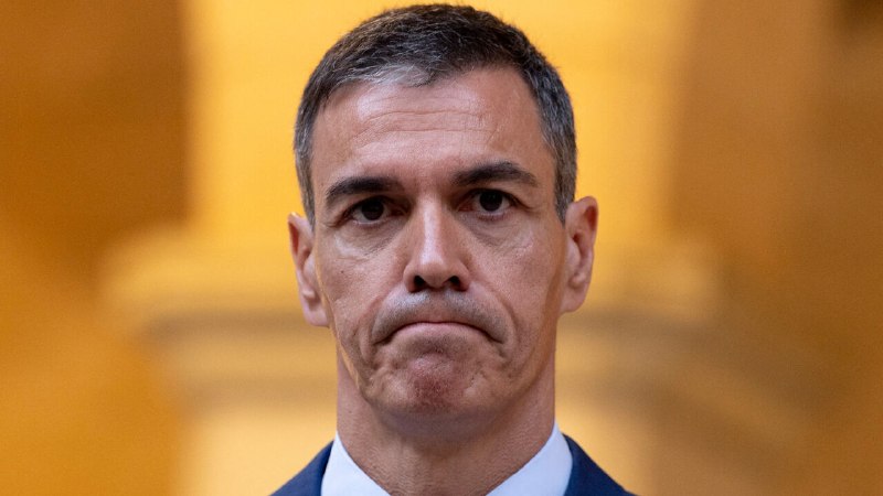 Pedro Sánchez gambles on a snap election—and populist policies