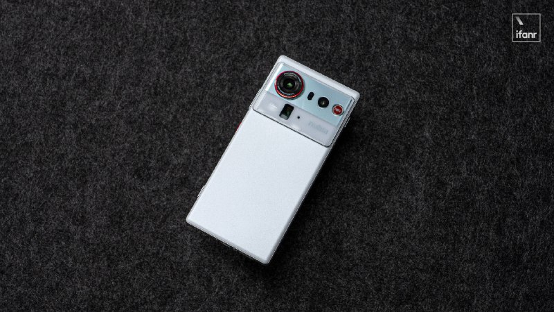 努比亚 Z80 Ultra 体验：更新超大底三摄，可能是游戏性能最强的影像旗舰