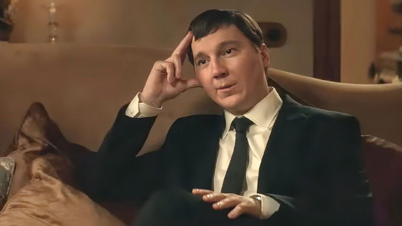 The Hollow Trickery of “The Wizard of the Kremlin”
