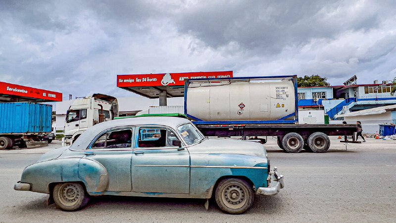 America makes waves in Cuba