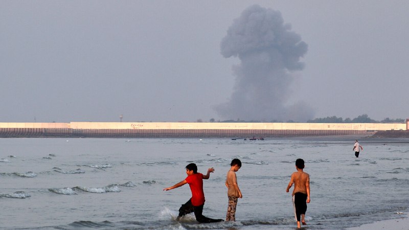 Donald Trump has no good options for reopening the Strait of Hormuz