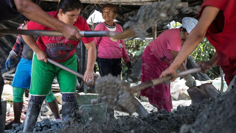 Women lead brutal lives in Colombia’s illegal gold-mining regions&nbsp;