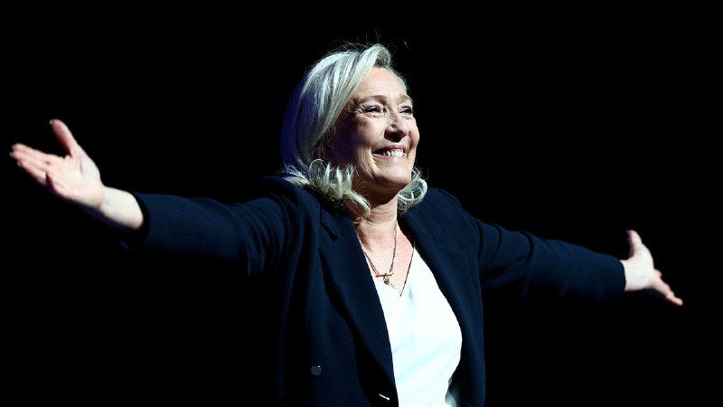France’s centre has one question: who can beat Marine Le Pen?