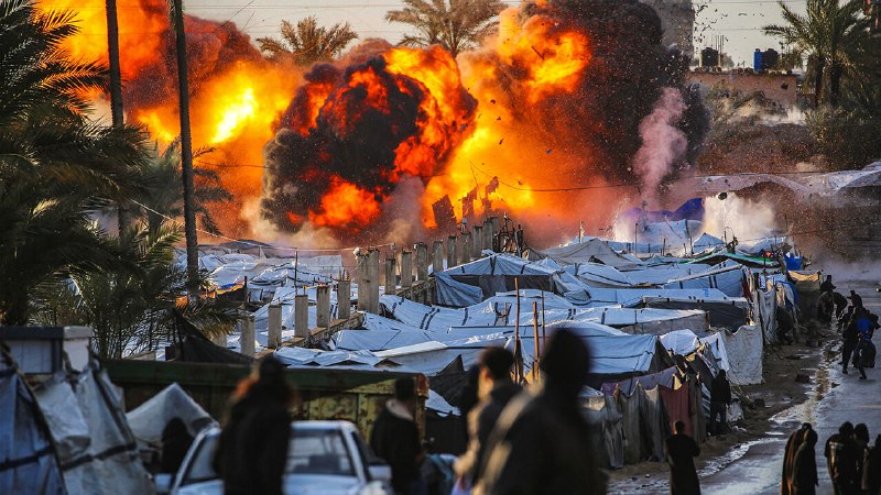 The game theory behind violating ceasefires