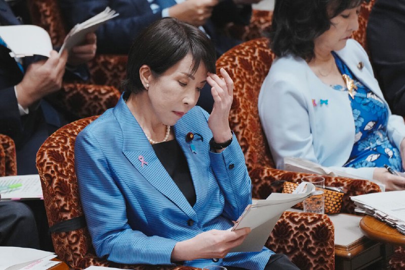 工作狂首相？高市早苗凌晨3点召集幕僚开会引发争议