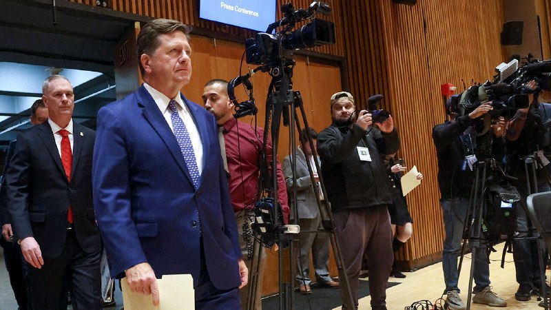 A new intelligence chief in America may oversee a shrinking office