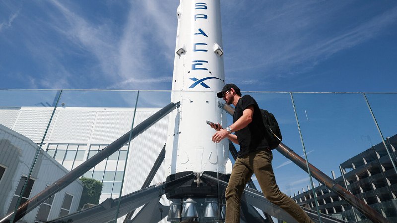 SpaceX’s Starlink expansion is a bold gamble on the future
