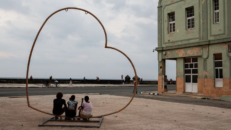 Checks and Balance newsletter: A modest proposal on Cuba