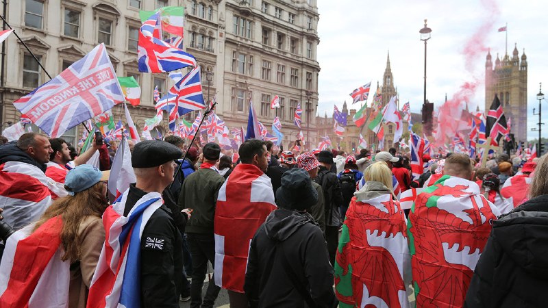 Blighty newsletter: Who goes to a Tommy Robinson rally?