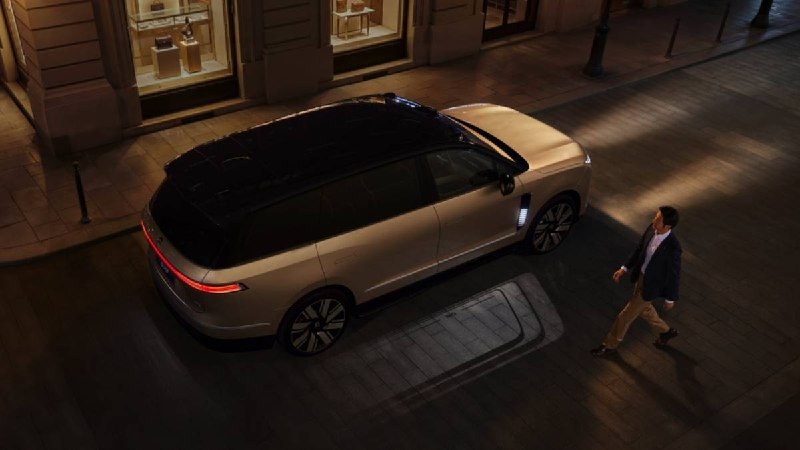 蔚来 ES9，拒绝成为「XX 揽胜」和「XX 库里南」