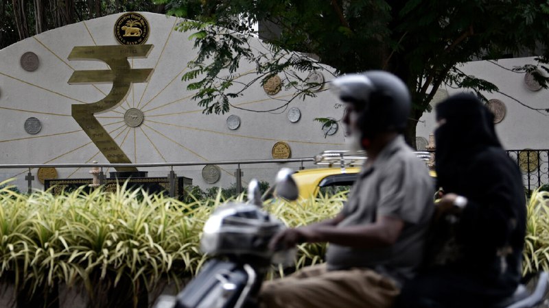 Protectionists dislike trade and migration. And capital flows?