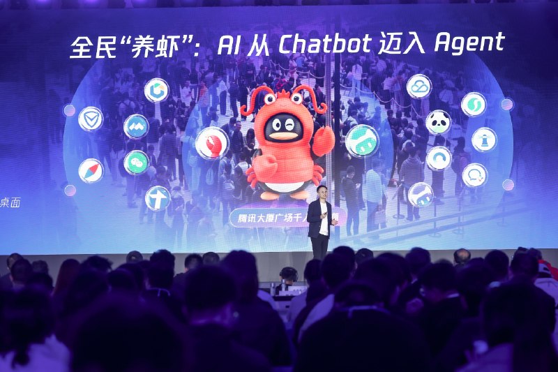 腾讯「八虾夺嫡」内幕：一只龙虾，怎么成了全村的希望