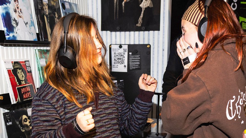 How to hear an album before it drops