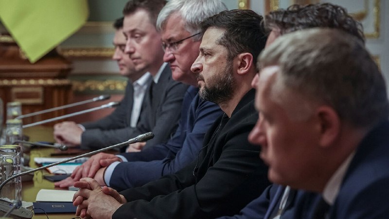 Ukraine is trying to threaten Vladimir Putin into peace talks