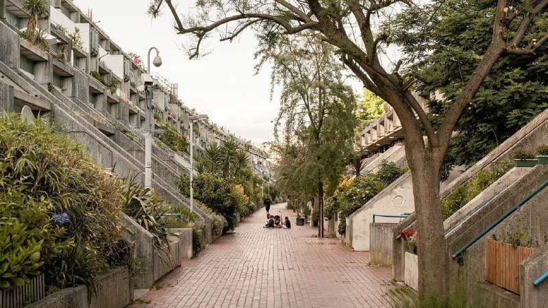 Tours of British post-war housing are a quiet hit