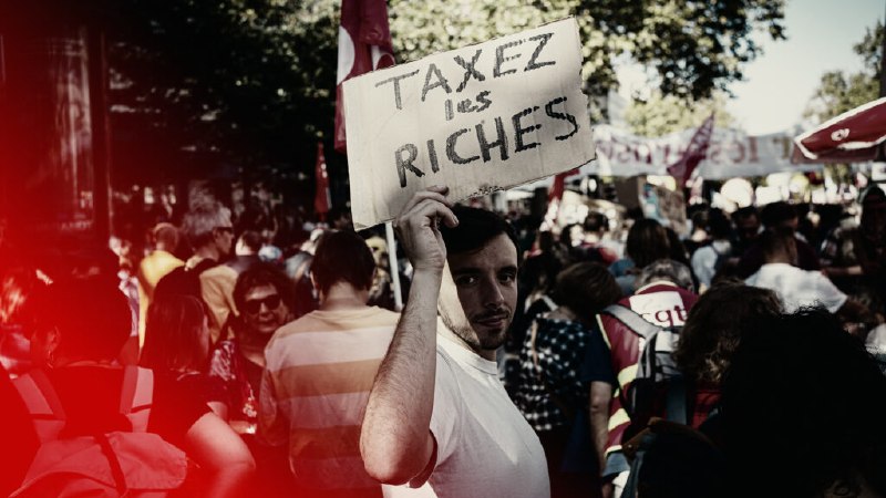 Gabriel Zucman makes the case for a billionaire tax | The Economist Insider