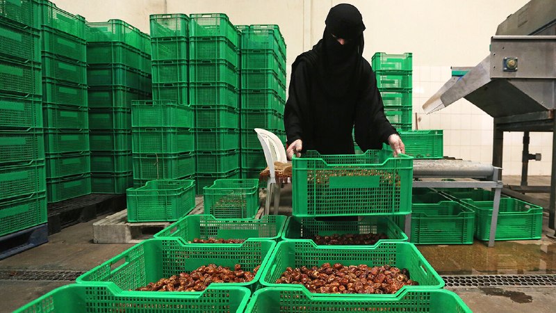 How work makes families more equal