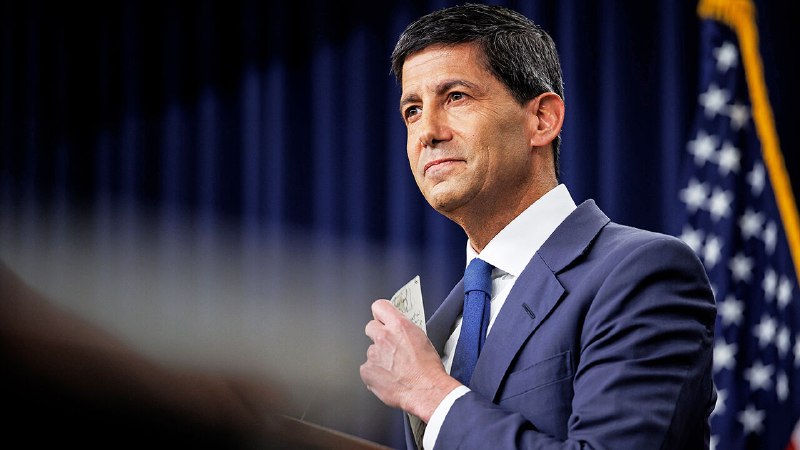 Kevin Warsh is struggling to escape his predecessor’s problems
