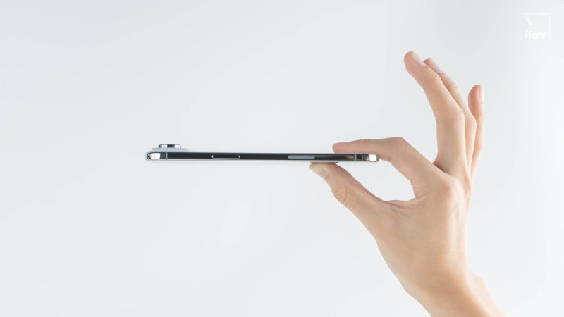 iPhone Air 港版评测：瘸腿是真瘸腿，好看也是真好看