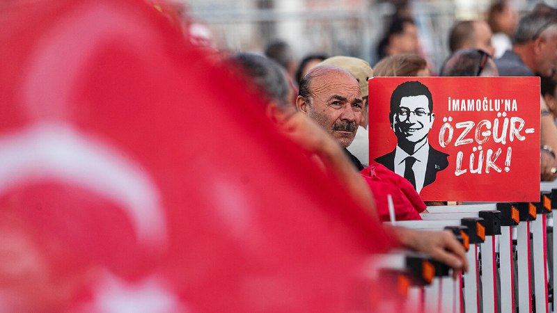 As war rages, Turkey’s strongman&nbsp;puts the opposition on trial