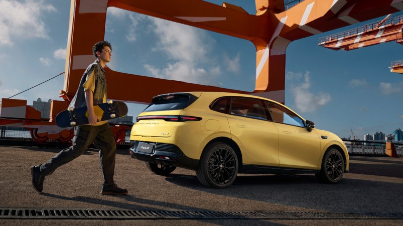 预售 10.58 万元的 Lafa 5，是零跑心中的「白月光」