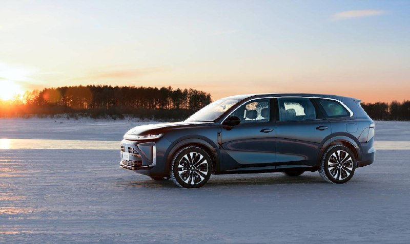 联手华为乾崑！五菱推出新品牌华境，首发大六座车长超 5 米 2