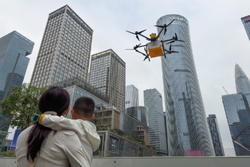 中国缔造了全球无人机产业，却“封锁”了天空